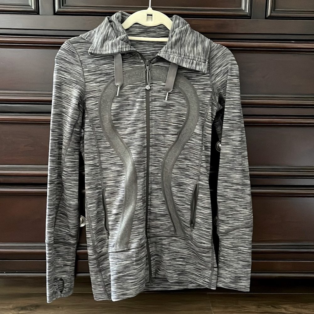 Lululemon Hooded define jacket